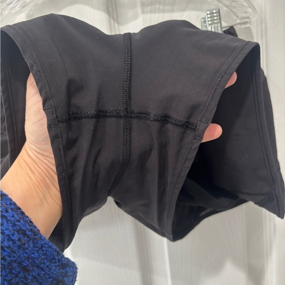 Lululemon Women's Hotty Hot
Short Black Size:10 - Picture 3 of 7